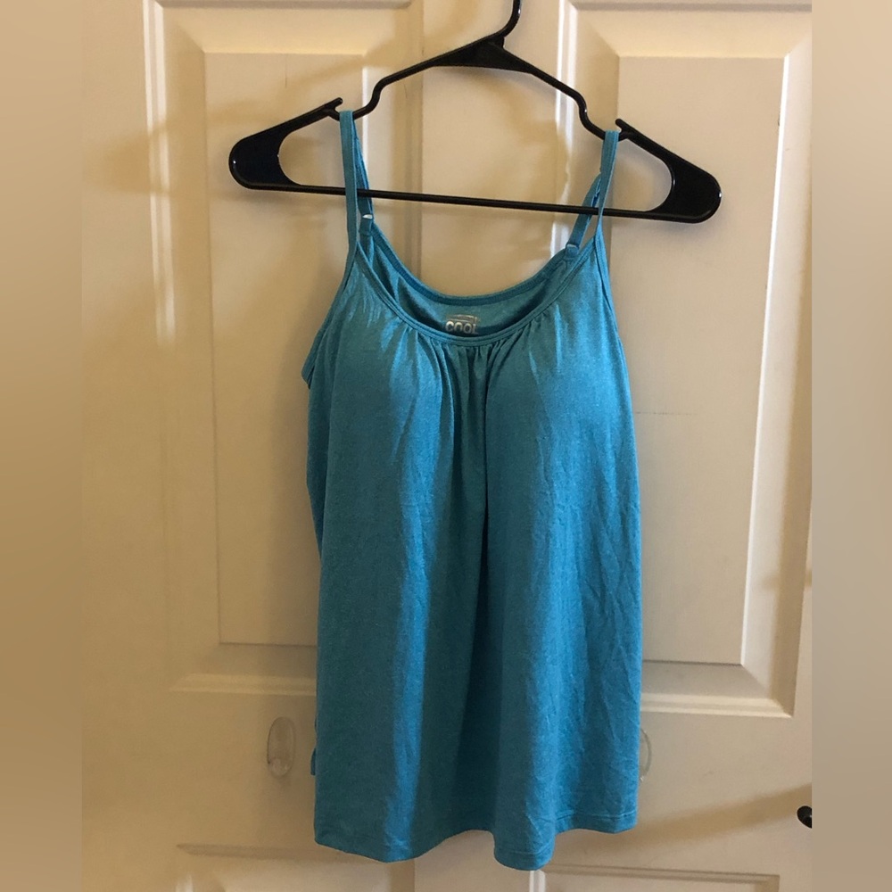 Woman’s NWT Size M Padded Teal Top